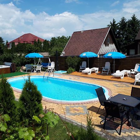 Hotel Holp Panzio Balatonföldvár Exterior foto